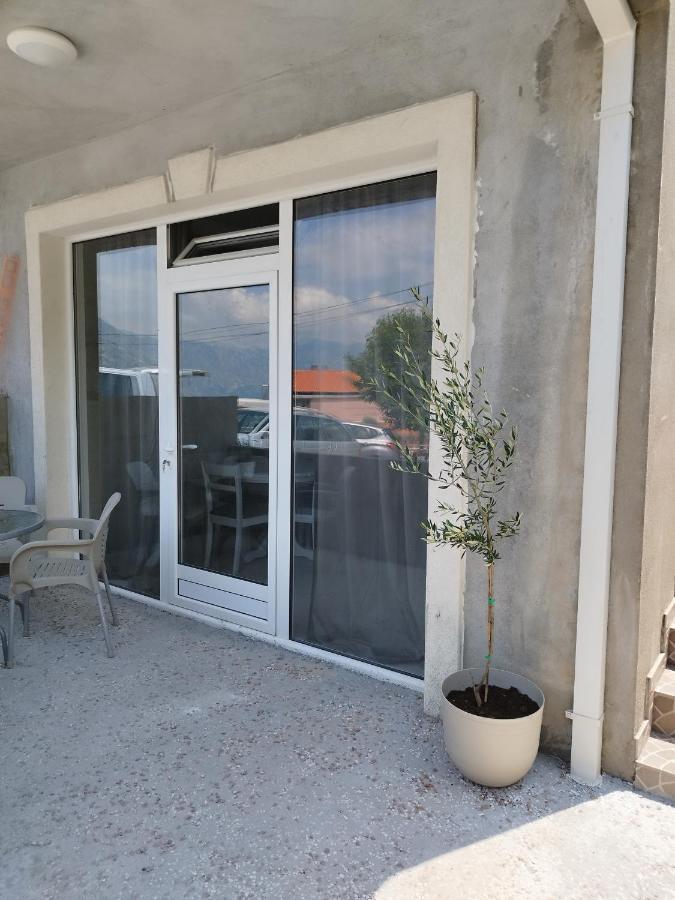 Apartments Boka Pearl Kotor Luaran gambar