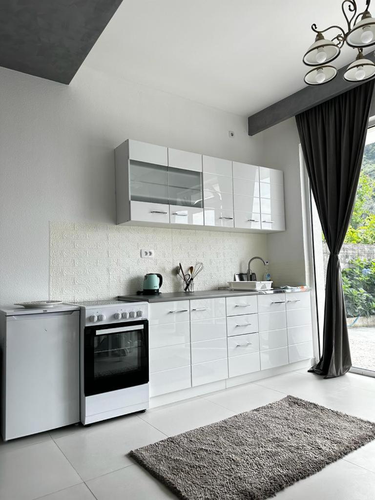 Apartments Boka Pearl Kotor Luaran gambar