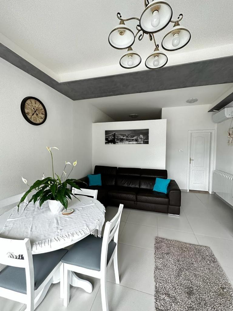 Apartments Boka Pearl Kotor Luaran gambar