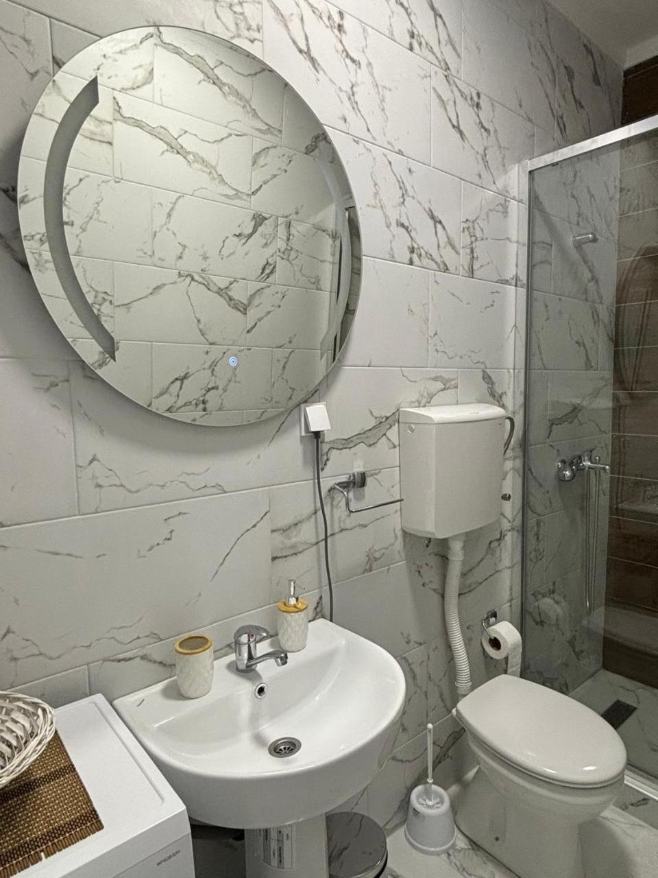 Apartments Boka Pearl Kotor Luaran gambar