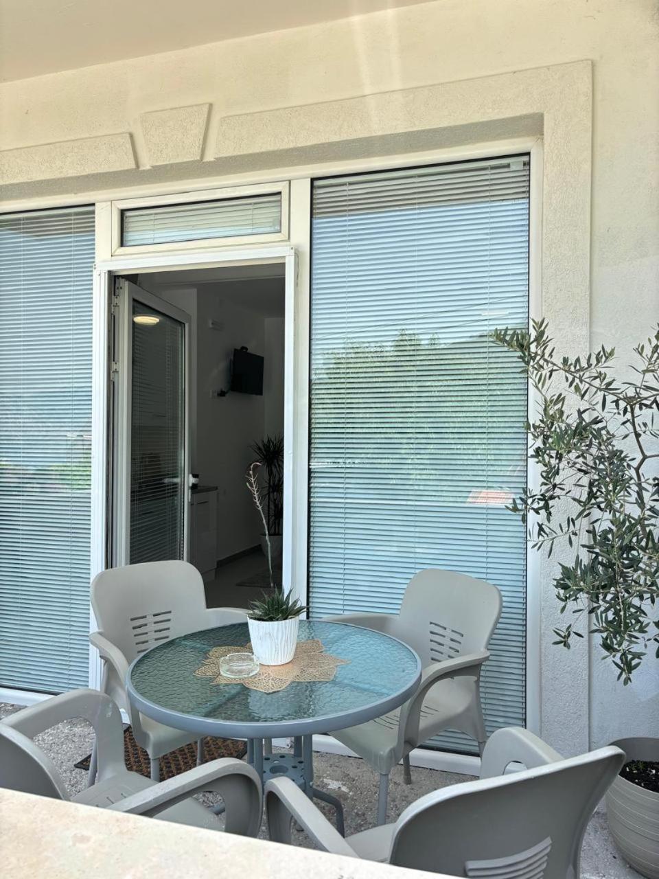 Apartments Boka Pearl Kotor Luaran gambar