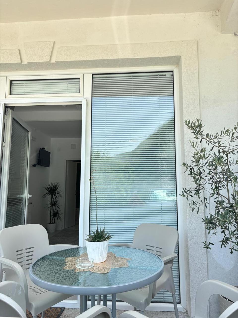Apartments Boka Pearl Kotor Luaran gambar