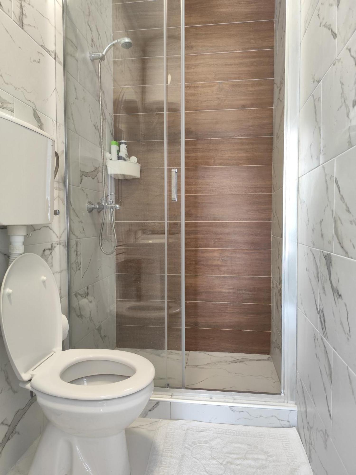 Apartments Boka Pearl Kotor Luaran gambar